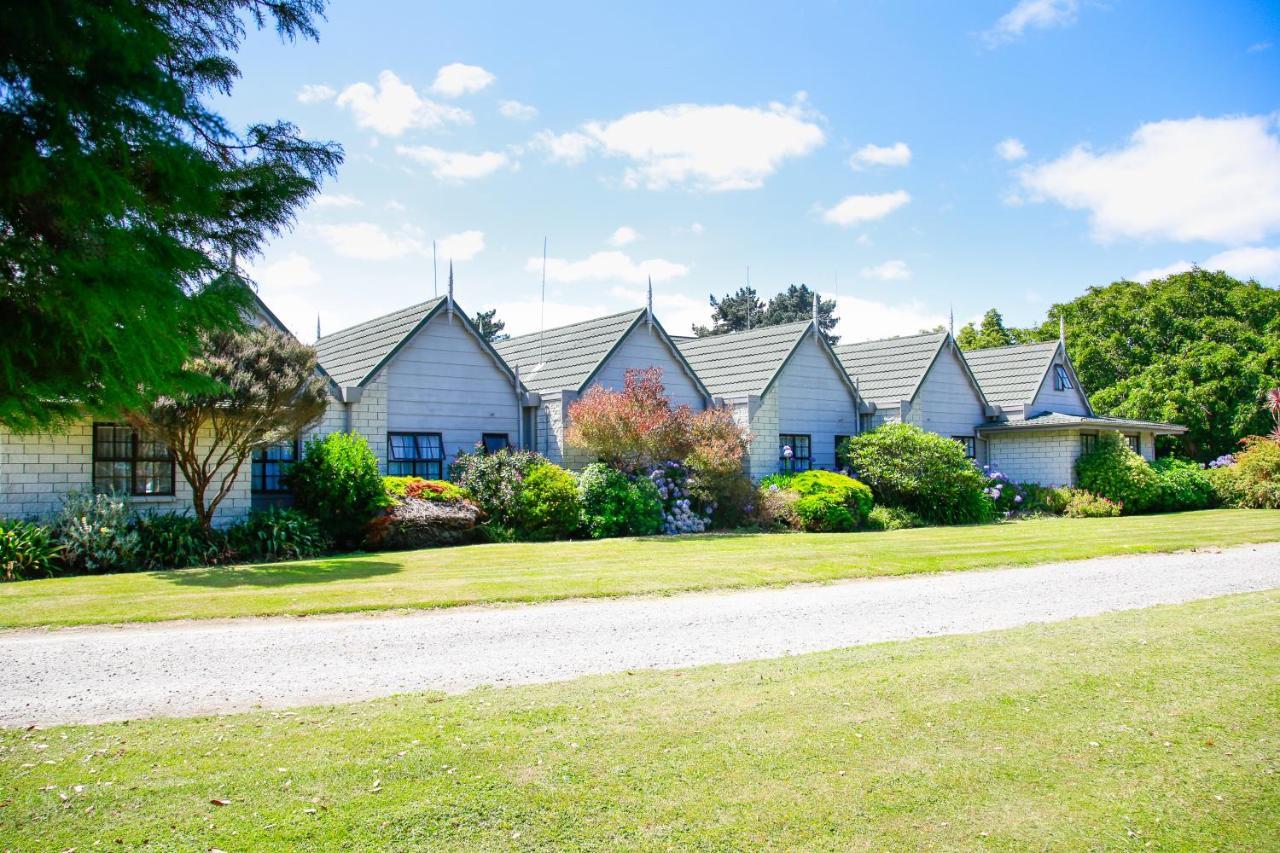Bulls Motel & Holiday Park Halcombe Esterno foto